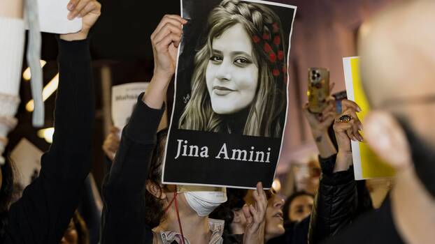 In Melbourne versammeln sich Tausende von Menschen zu einer zweiten Kundgebung innerhalb einer Woche, um sich mit den iranischen Protesten zu solidarisieren.