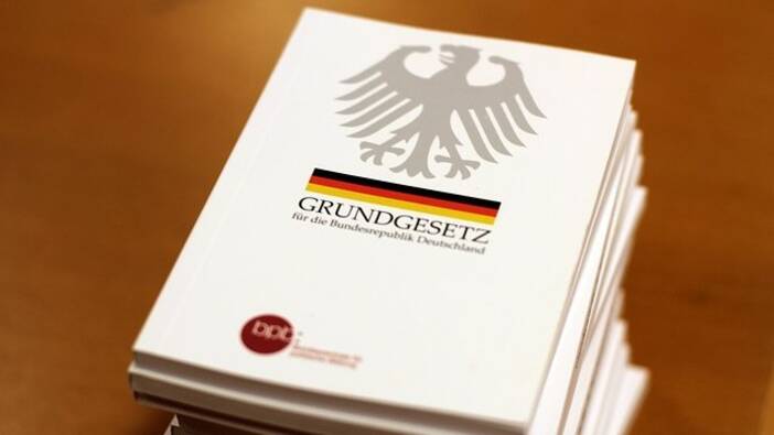 Was kann Artikel 15 Grundgesetz?