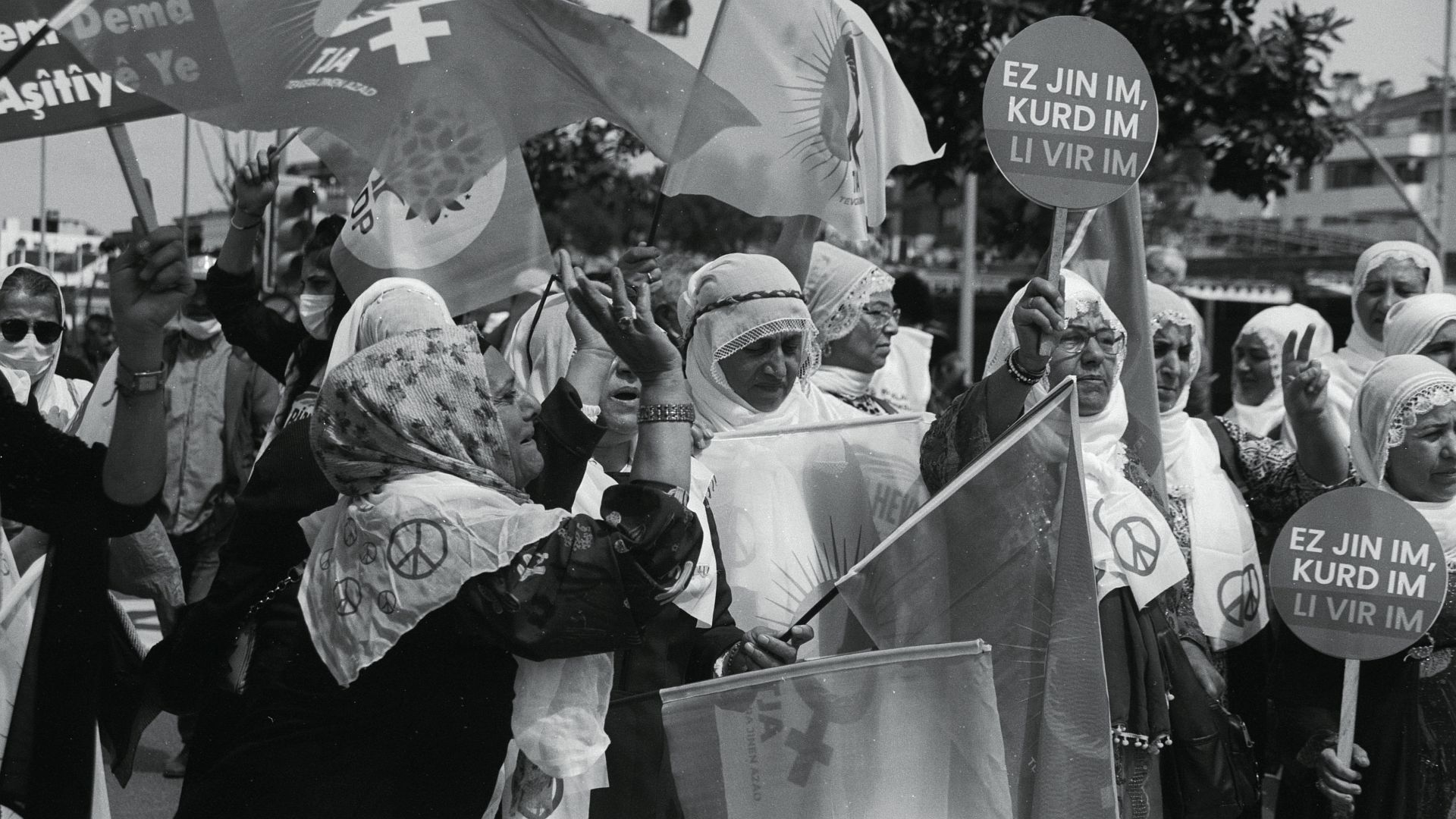 Kurdische Frauen im Block der HDP am 1. Mai 2022 in Istanbul